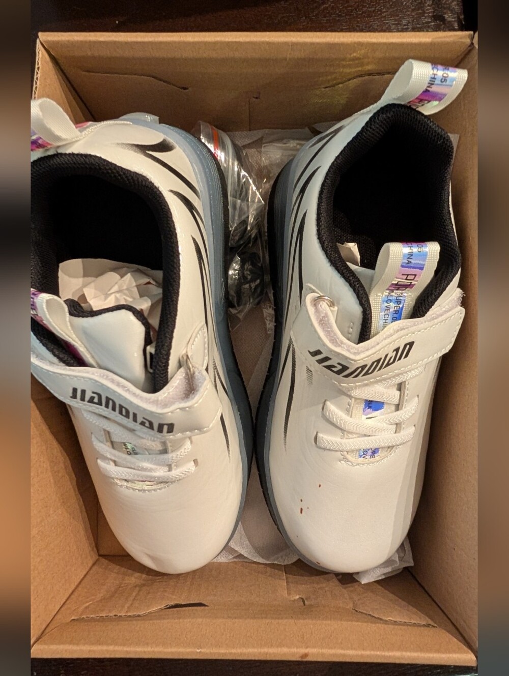 LED Roller Shoes/Skates New In Box Kids